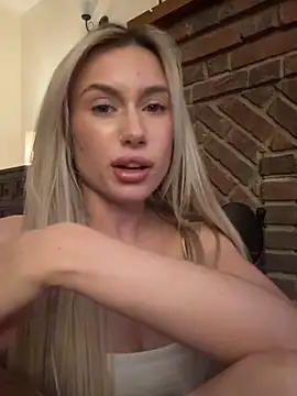 SexySaraxxoo online show from February 2026 12:31:01 AM