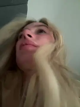 SexySaraxxoo online show from March 2026 01:44:02 PM