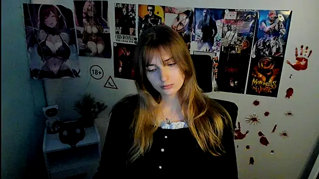 NeyliDream online show from November 2025 01:13:01 PM