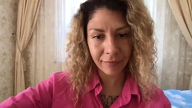 Snapshot of Olyviaa chatting on July 2026 11:56:02 AM Olyviaa online show from July 2026 11:56:02 AM