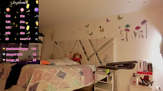 Snapshot of sexyzoe_69 chatting on March 2025 12:48:01 AM sexyzoe 69 online show from March 2025 12:48:01 AM