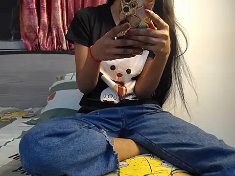 Snapshot of harleen-cam chatting on October 2025 05:08:01 PM harleen-cam online show from October 2025 05:08:01 PM