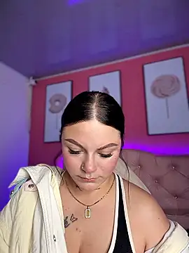 Megaan  More online show from January 2026 01:43:01 AM