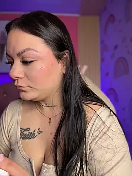 Snapshot of Megaan__More chatting on June 2026 04:40:01 AM Megaan More online show from June 2026 04:40:01 AM