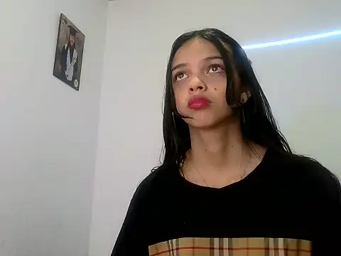 lucy babyy online show from November 2025 06:09:02 PM