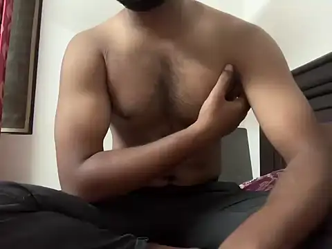 bossyjuicy online show from November 2025 07:58:01 PM