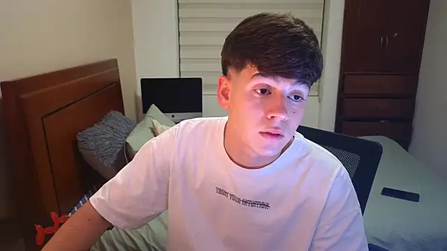 Snapshot of tightncuteass chatting on September 2025 12:48:02 AM tightncuteass online show from September 2025 12:48:02 AM