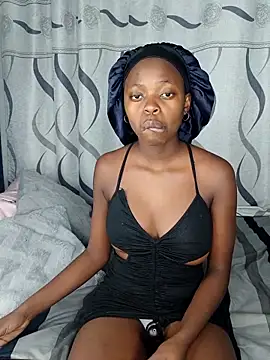 Snapshot of BlackberriesXxx chatting on November 2025 07:24:01 PM BlackberriesXxx online show from November 2025 07:24:01 PM