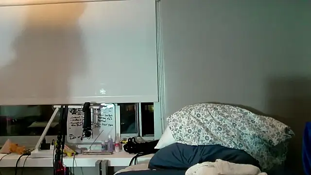 cuddlyavenue online show from October 2025 01:38:01 AM