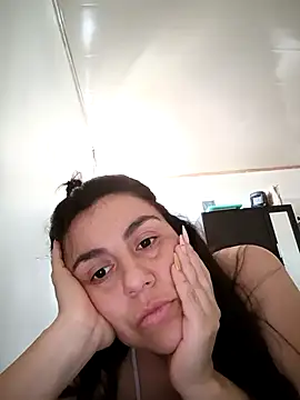 vanessa-titisM online show from November 2025 06:41:02 PM