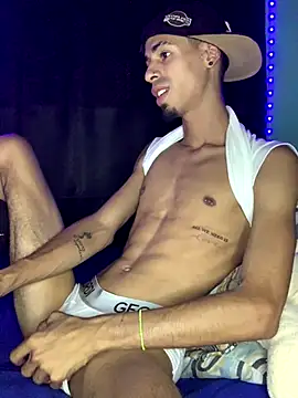 Alexx 1214 online show from October 2025 07:13:01 PM