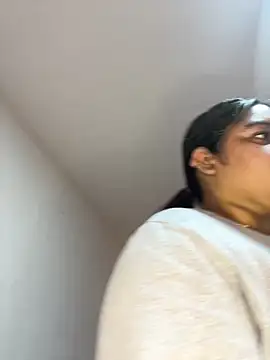 Anabelle 00  online show from March 2026 07:06:02 PM