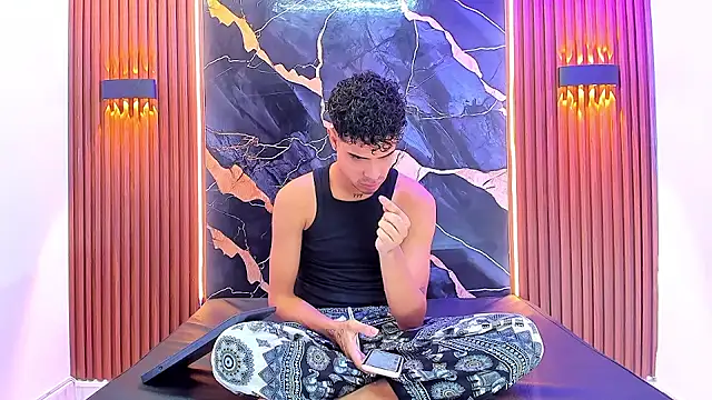 Lucky boys  X online show from September 2025 11:42:01 AM