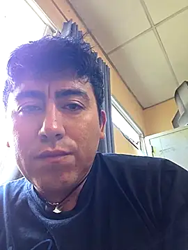 Snapshot of Arr22ZZ chatting on January 2026 01:06:02 PM Arr22ZZ online show from January 2026 01:06:02 PM