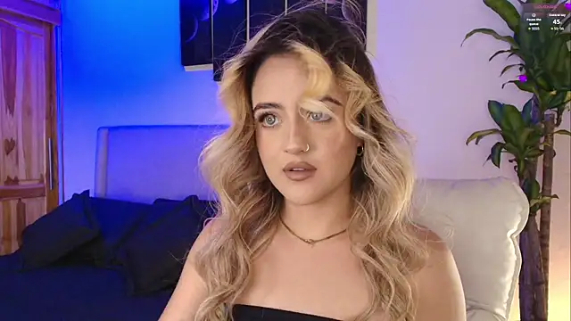 MaryMoon  online show from November 2025 09:00:02 PM