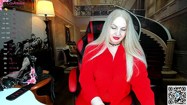 Nina Devillle online show from April 2026 12:27:01 PM