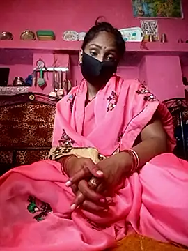 Snapshot of Suman_ji1 chatting on November 2025 03:47:02 PM Suman ji1 online show from November 2025 03:47:02 PM