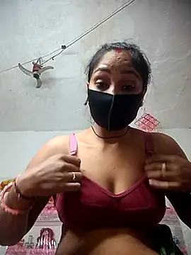 Snapshot of Suman_ji1 chatting on November 2025 10:37:02 AM Suman ji1 online show from November 2025 10:37:02 AM