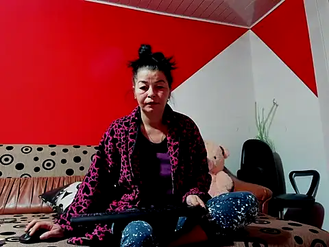 Snapshot of Soffy_Skye chatting on October 2025 04:32:02 AM Soffy Skye online show from October 2025 04:32:02 AM