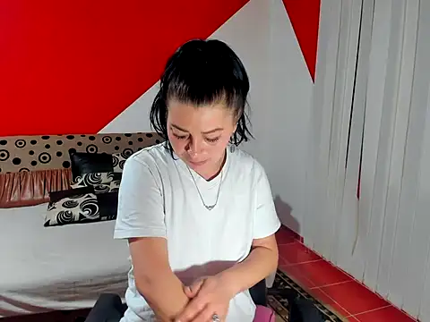 Soffy Skye online show from November 2025 03:49:02 AM