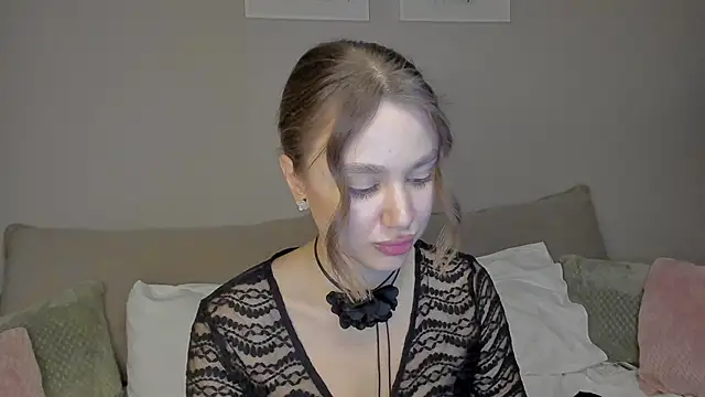 Snapshot of Stefa_Evans chatting on September 2025 09:16:02 PM Stefa Evans online show from September 2025 09:16:02 PM