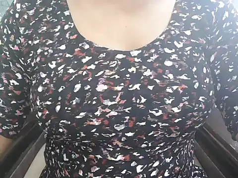 Snapshot of bold_naina chatting on September 2025 04:35:02 AM bold naina online show from September 2025 04:35:02 AM