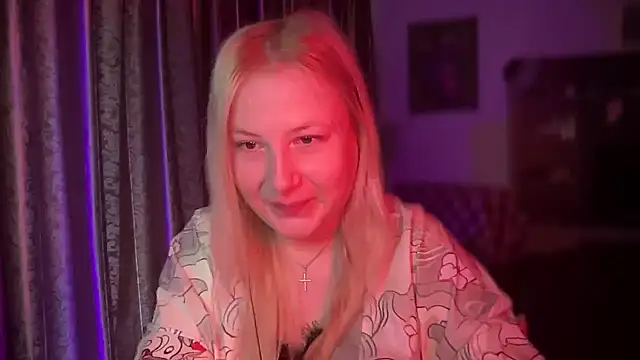 BikiHellena online show from December 2025 07:25:02 AM