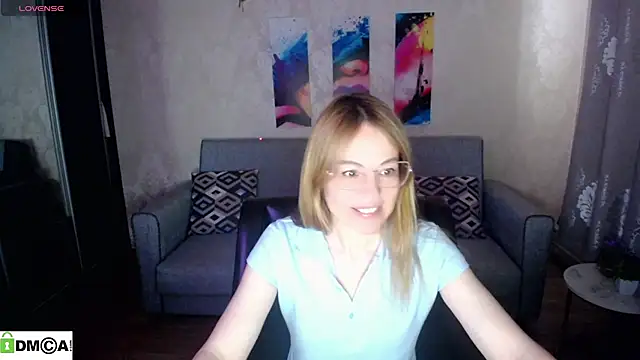 shy hot cat online show from October 2025 06:59:01 AM