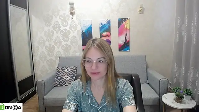 shy hot cat online show from November 2025 07:41:01 AM