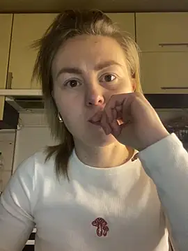 MartaLuna  online show from February 2026 07:08:01 PM