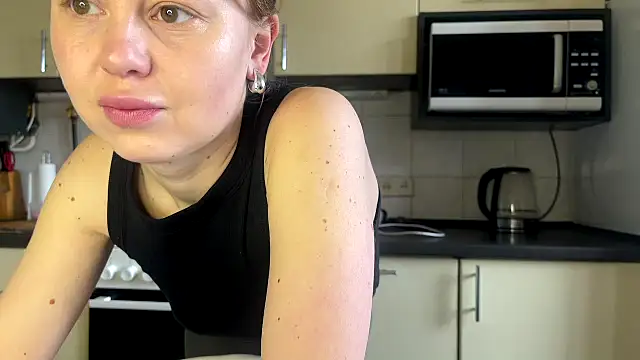 MartaLuna  online show from March 2026 07:36:02 AM