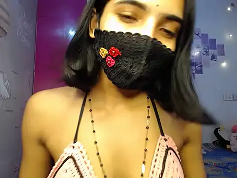 Snapshot of Sweetangle24 chatting on September 2025 07:39:01 PM Sweetangle24 online show from September 2025 07:39:01 PM