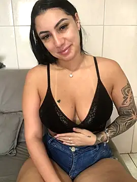 Snapshot of Andreininha chatting on October 2025 07:40:01 PM Andreininha online show from October 2025 07:40:01 PM