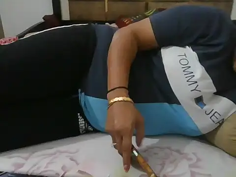 Bhabhi osm online show from April 2026 06:52:01 AM