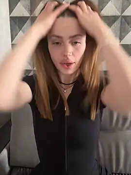 Elizabeth Tay online show from March 2026 01:26:01 PM