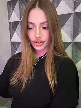 Elizabeth Tay online show from April 2026 06:05:01 PM