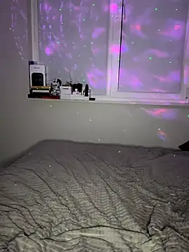 Amelia Peach online show from November 2025 05:31:01 PM