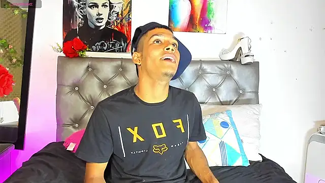 xxKamadevaxx online show from January 2026 12:57:01 AM