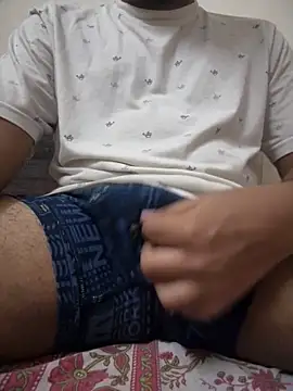 Snapshot of engineerboy14 chatting on September 2025 11:12:02 AM engineerboy14 online show from September 2025 11:12:02 AM