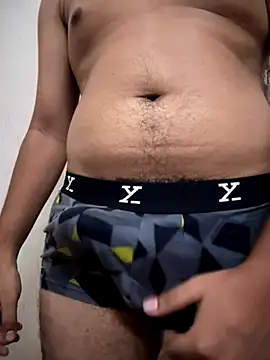 Snapshot of engineerboy14 chatting on October 2025 06:18:02 PM engineerboy14 online show from October 2025 06:18:02 PM