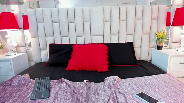 Snapshot of melani_hom chatting on September 2025 12:40:01 PM melani hom online show from September 2025 12:40:01 PM