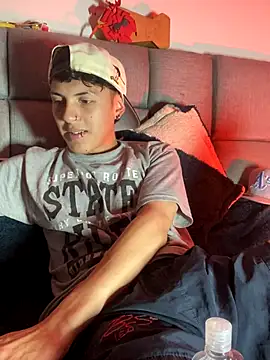 NaytonFreeman online show from December 2025 11:25:02 AM