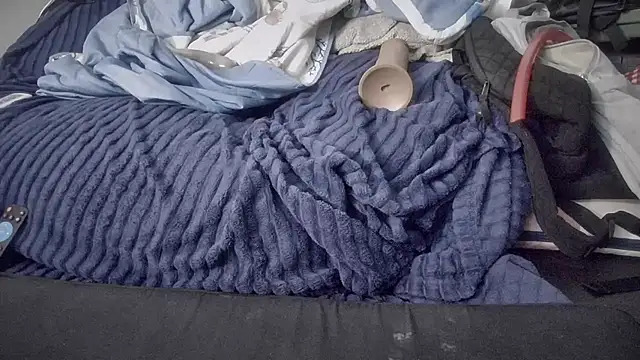 jasoncali305 online show from November 2025 08:15:01 AM