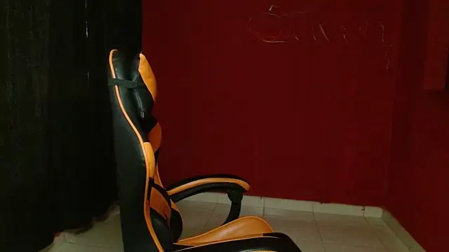 Snapshot of stvn_hot chatting on September 2025 10:35:01 PM stvn hot online show from September 2025 10:35:01 PM