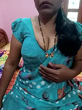 Snapshot of KannadaTamilTeluguBeauty chatting on June 2026 03:42:02 AM KannadaTamilTeluguBeauty online show from June 2026 03:42:02 AM