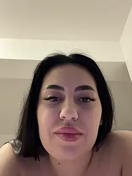 Snapshot of Andrestarr chatting on February 2026 12:04:02 AM Andrestarr online show from February 2026 12:04:02 AM