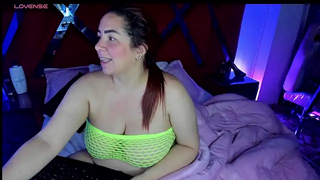 alexiaystive3 online show from October 2025 10:36:01 AM