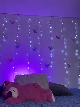 Daliila 11 online show from October 2025 02:41:01 AM