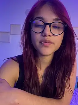 Daliila 11 online show from November 2025 02:43:02 AM