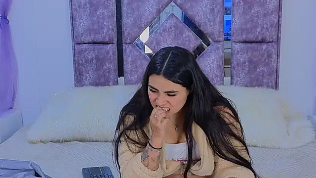 danilu and eva21 online show from October 2025 08:20:01 PM